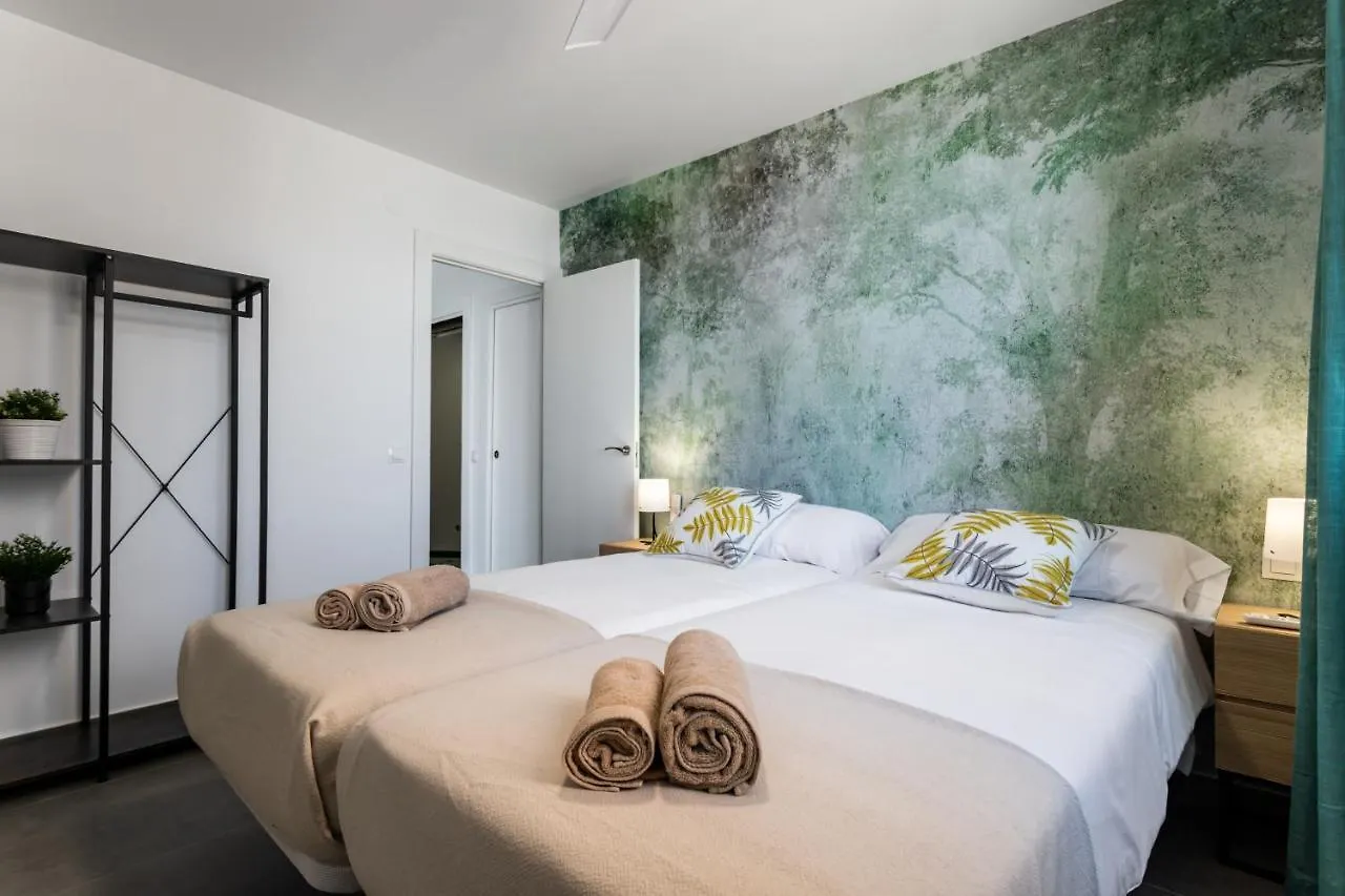 Sur Suites Palmeras 10 Fuengirola Spain